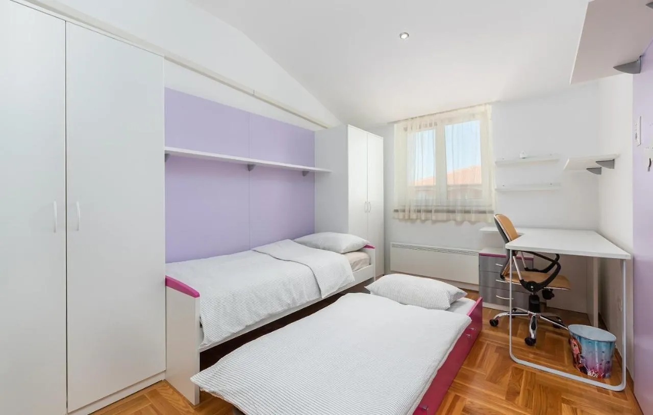 Apartment Mia Tar-Vabriga