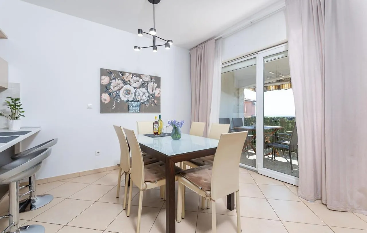 Apartment Mia Tar-Vabriga